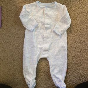 White and blue magnetic me sleeper